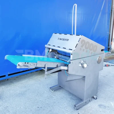 Townsend 9000 skinner derinder