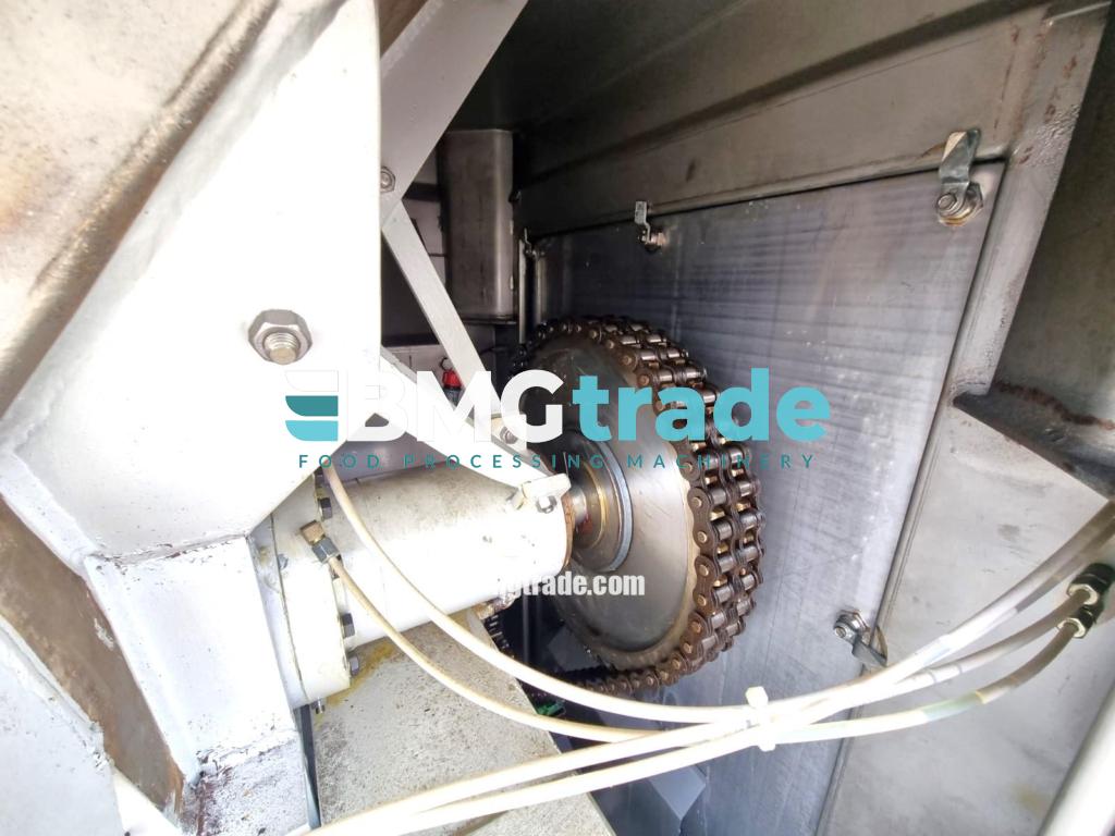 CFS-Automince-200-frozen-blocks-grinder-10