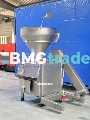 Handtmann-VF300B-with-loader-17