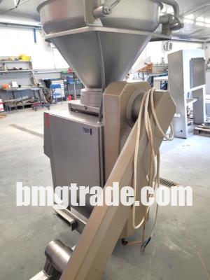 Handtmann-VF80-vacuum-stuffer-9