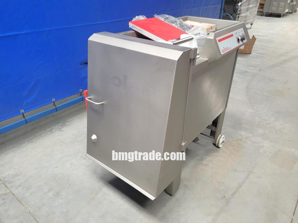 Holac-Cubixx-100-dicer-8