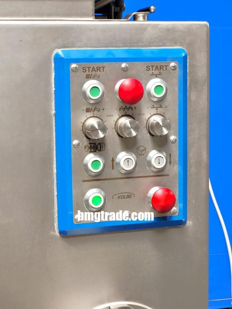 Kolbe-AWM52-with-portioner-18