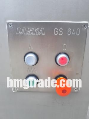 Laska-GS640-frozen-blocks-guillotine-5