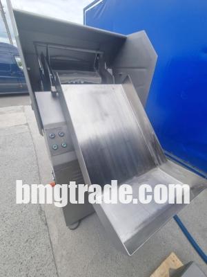 Laska-GS640-frozen-blocks-guillotine-7