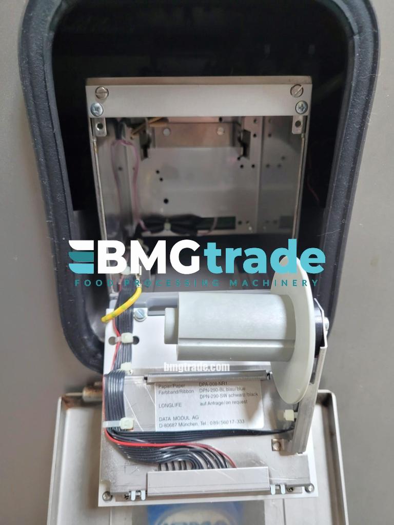 Loma-IQ2-with-checkweigher-11