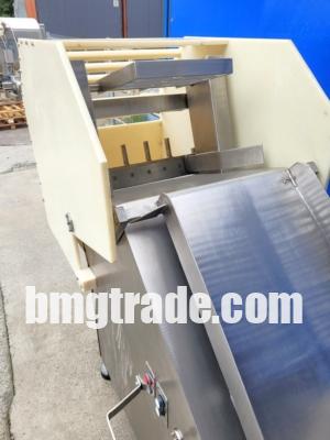 Magurit-frozen-block-guillotine-2
