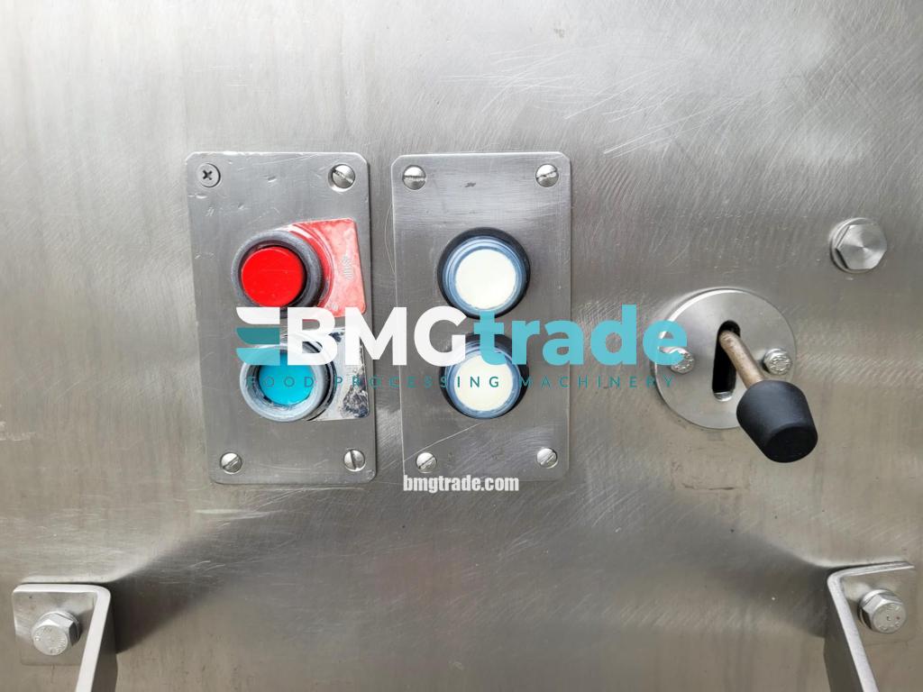 Magurit-frozen-block-guillotine-5