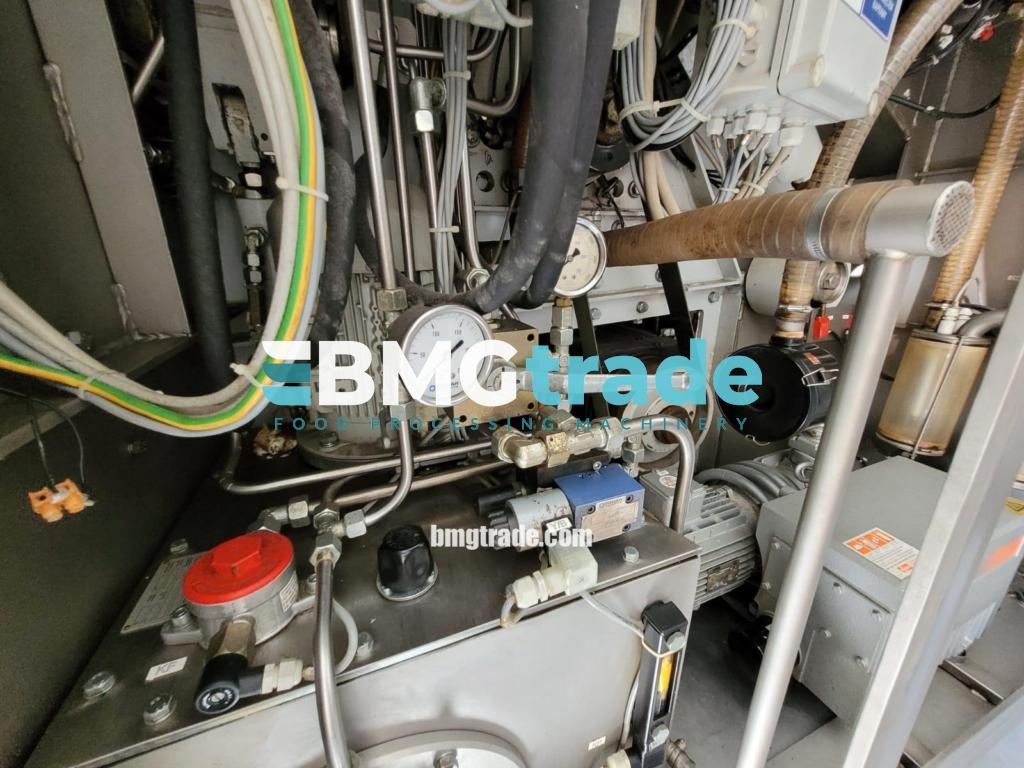 Metalbud-Nowicki-KN-200V-vacuum-bowl-cutter-19