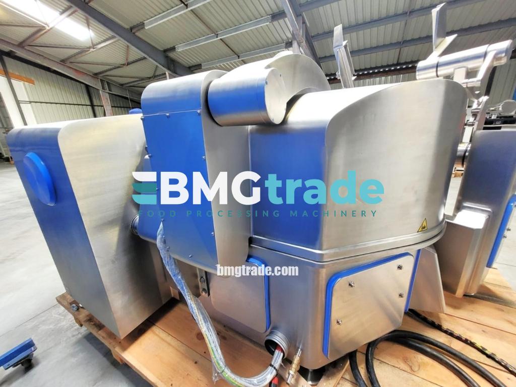 Nowicki-Typhoon-200V-2