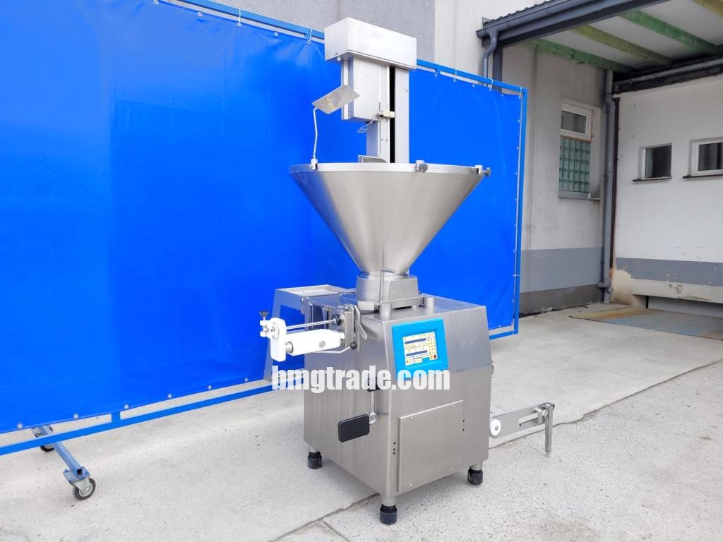 Rex-RVF200-loading-6