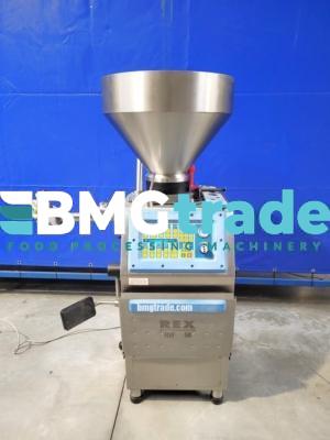 Rex-RVF50-vacuum-filler-9