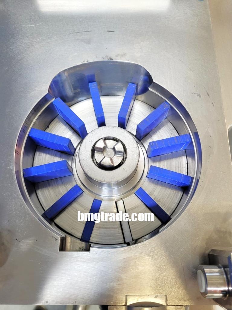 Risco-RS4001-vacuum-filler-15