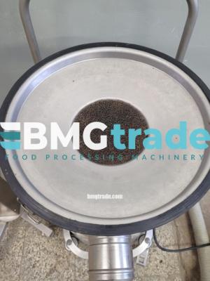 Shalomat-sausage-peeler-2