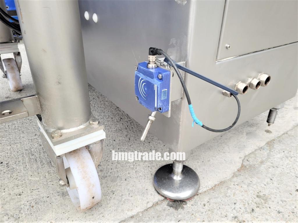 Velati-guillotine-11