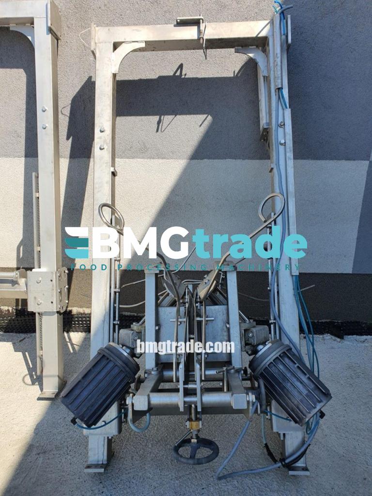 bmgtrade-meyn-cut-up-line-6000-birds-per-hour-16-1-rotated-4