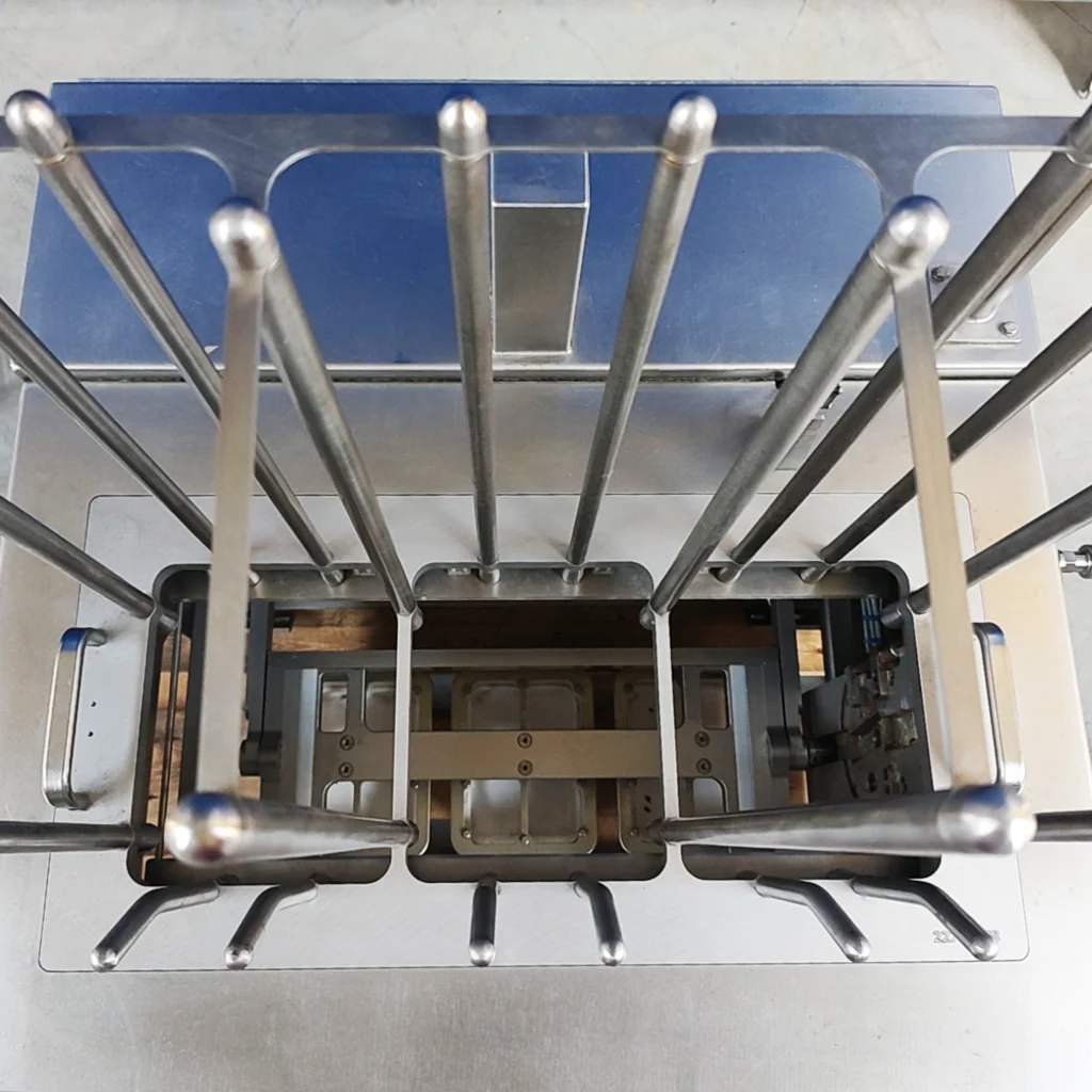 Trays dispenser Traper D-360 Food Processing Machinery