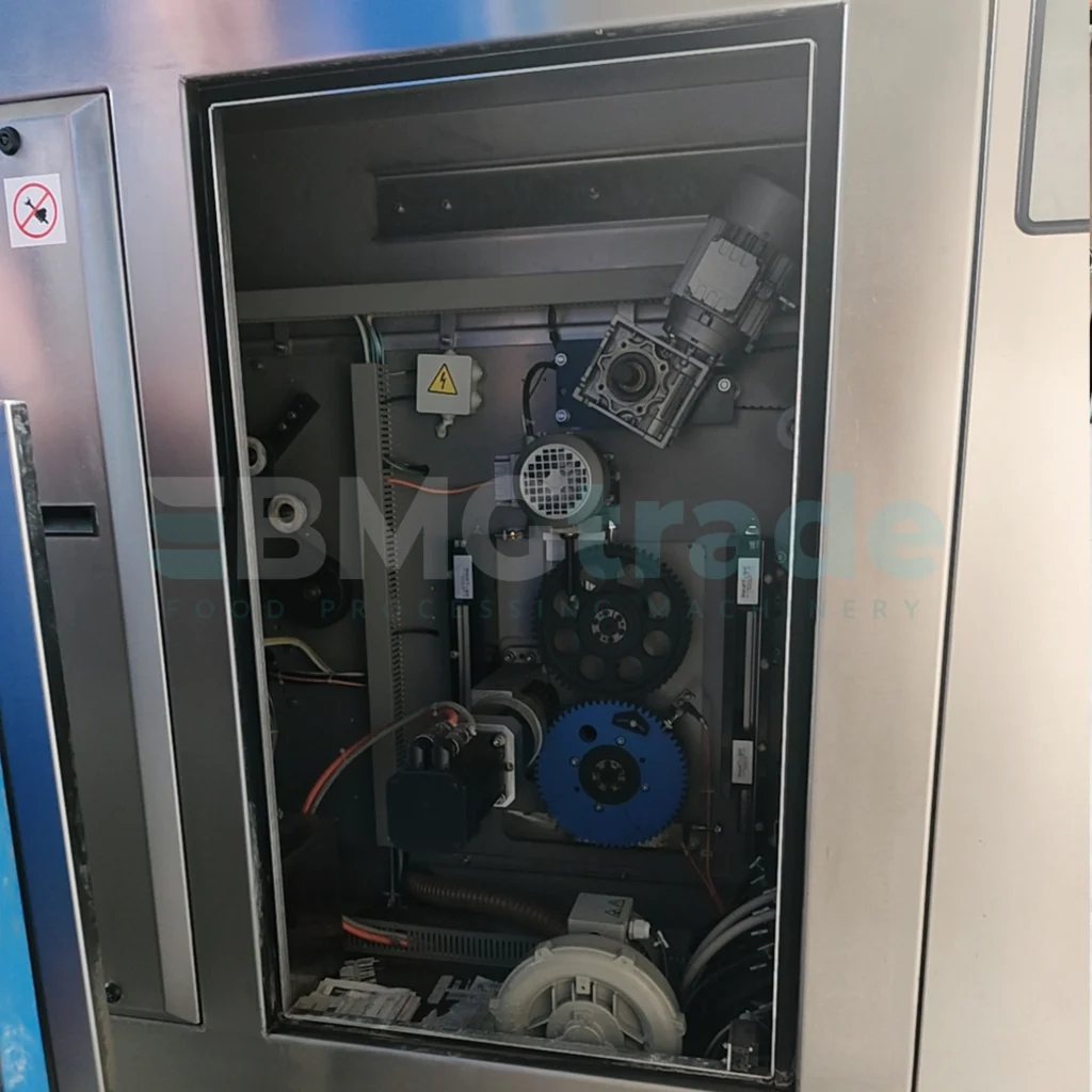 Packaing line CRYOVAC and ULMA Food Processing Machine
