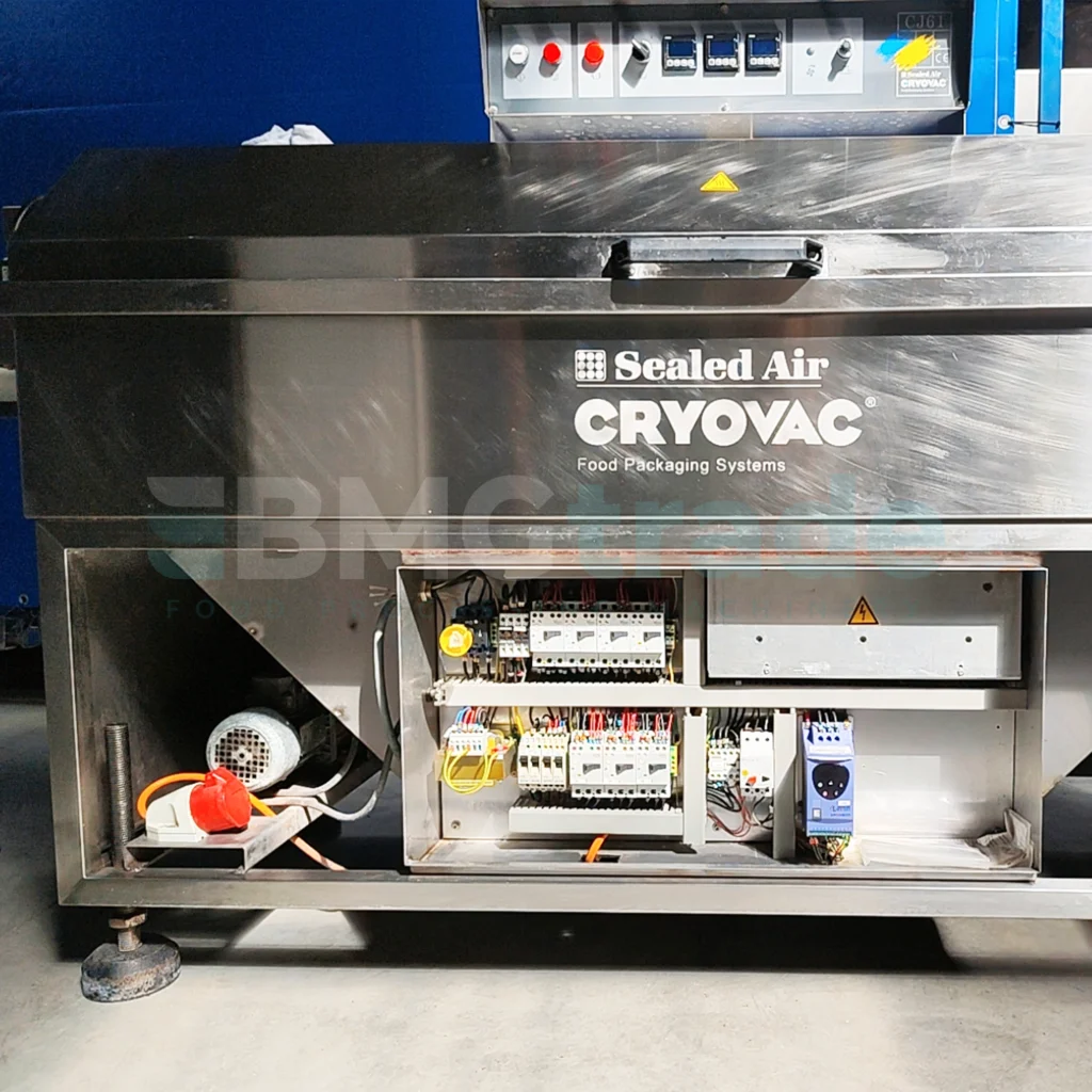 Packaing line CRYOVAC and ULMA Food Processing Machine