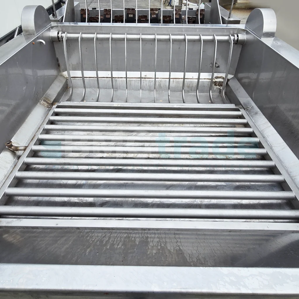 Gantry dehairer and immersion scalder with ejection NIRO-TECH