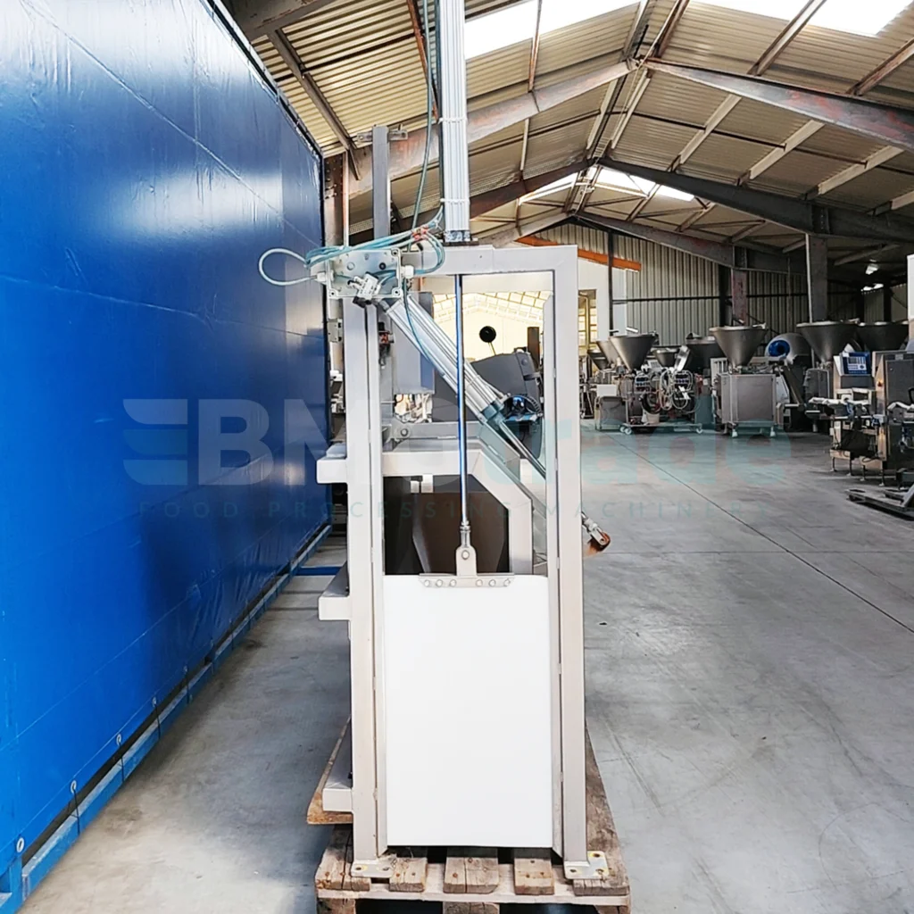 Livestock stunning box NIRO-TECH Food Processing Machinery
