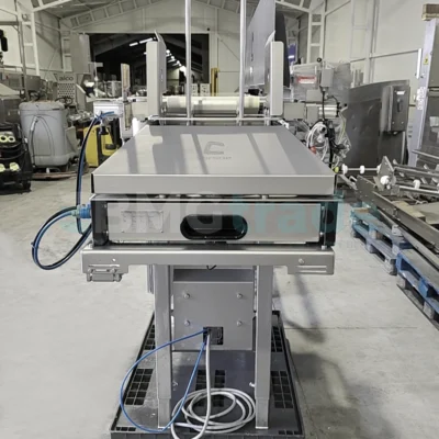 Automatic Tray Dispensing Line CLEANLINE BUFFER 2000 + ANYTRAY CL FLATSKIN DENESTER