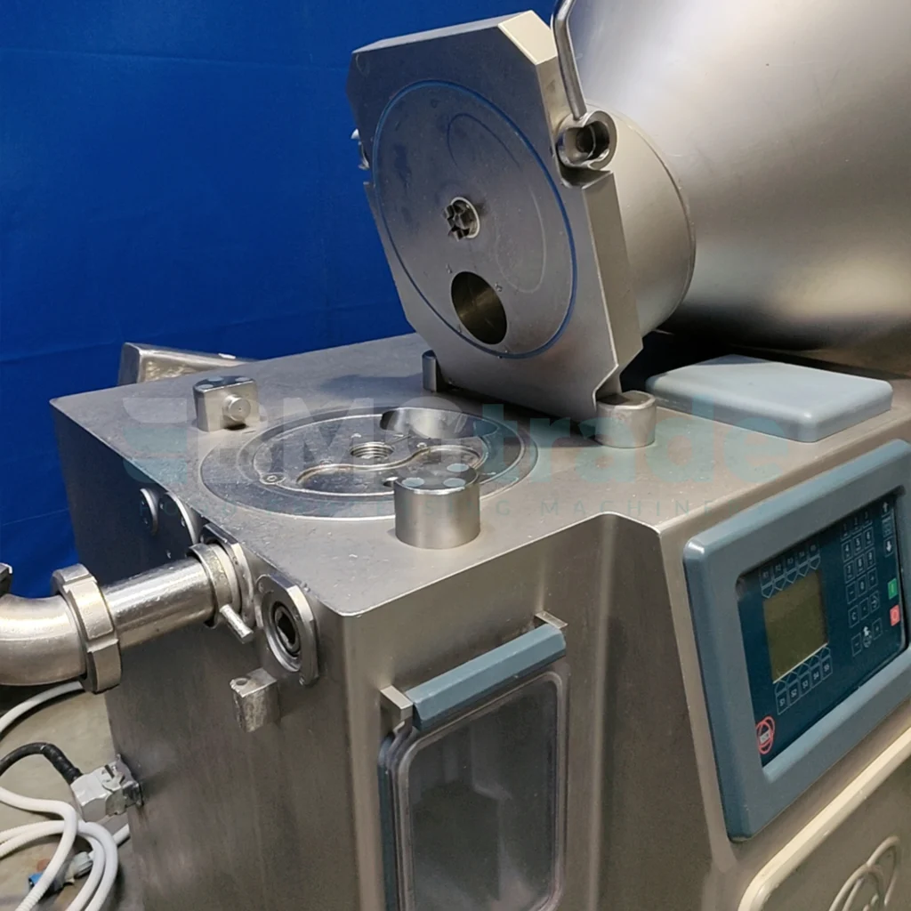 RISCO RS 503 with burger attachment