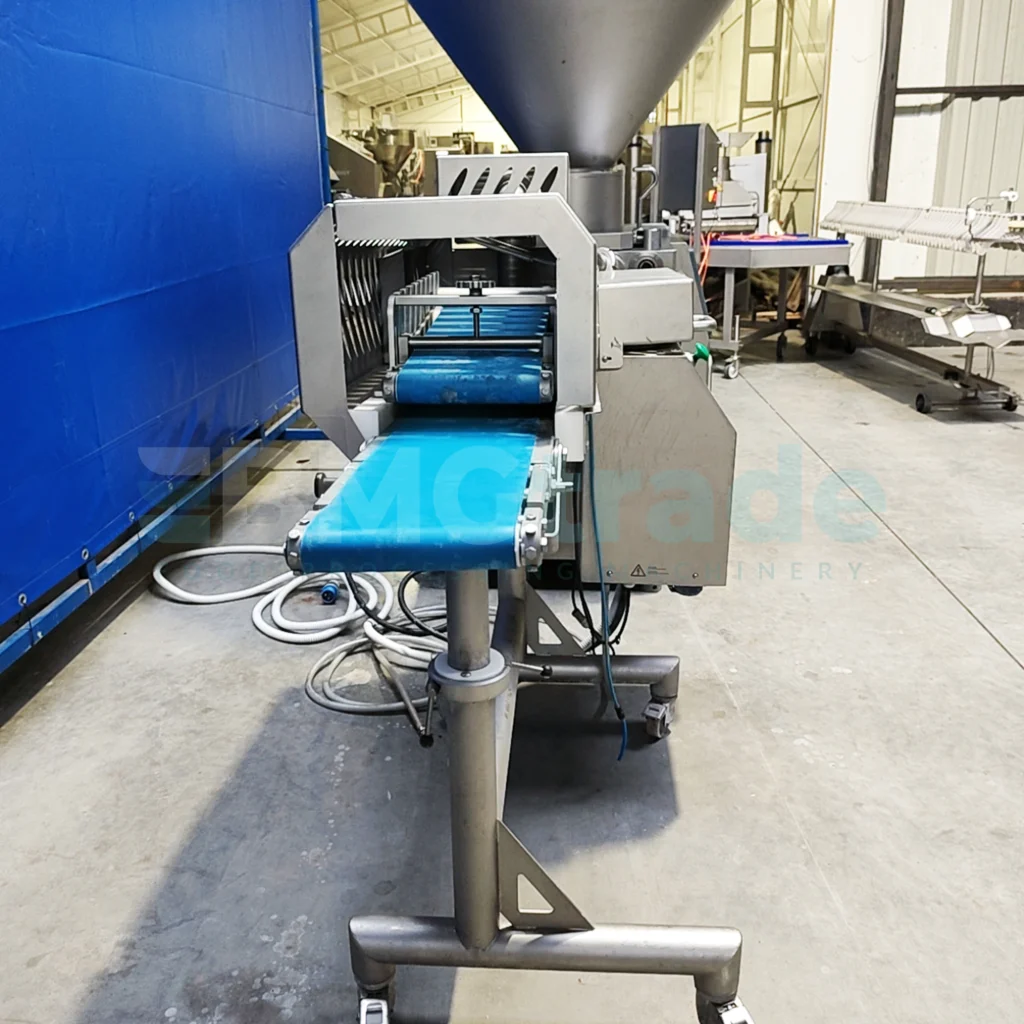 RISCO RS 503 with burger attachment