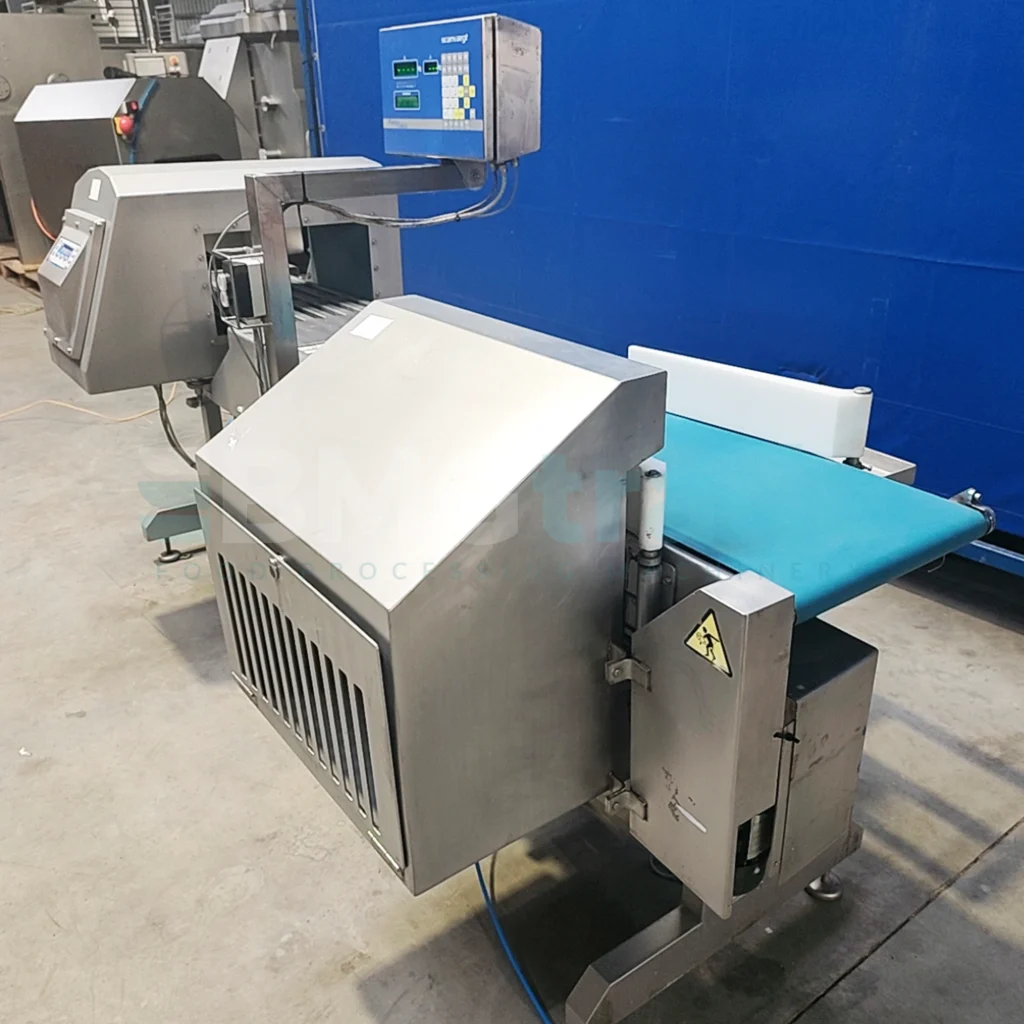 Weigher SCANVAEGT and metal detector Loma MD304