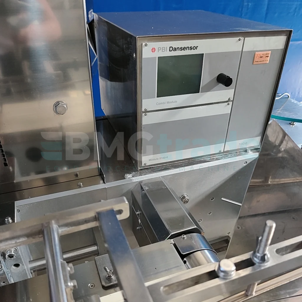 FUJI Horizontal form fill-seal machine FW3710 WRAPPER VI