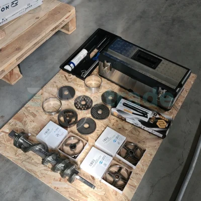 NOMA NOWICKI W-130 AL Meat Grinder